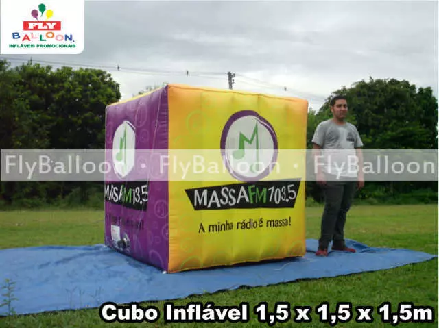 cubo inflável promocional rádio massa fm