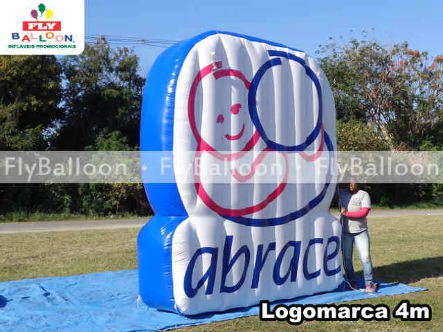 Logomarca inflável Promocional abrace
