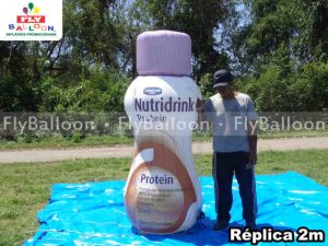 replica gigante inflavel promocional nutridrink protein