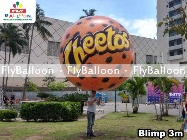 balão blimp aéreo promocional cheetos