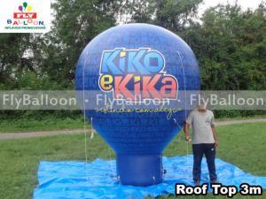 balão inflável gigante promocional roof top kiko e kika vestindo com alegria