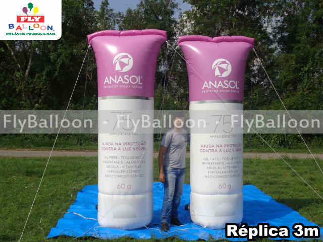 replicas inflaveis gigantes promocionais anasol protetor solar facial FPS 75