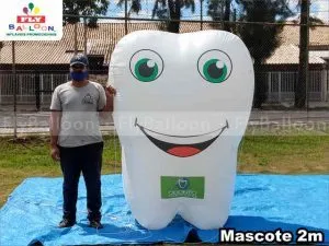 mascote inflavel promocional odonto company