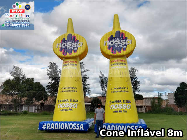 cones gigantes infláveis promocionais rádio nossa fm