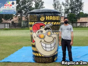 replica copo inflável gigante promocional habibs podpah