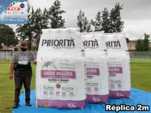 infláveis gigantes promocionais ração prioritá gatos adultos