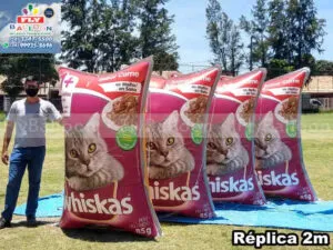 infláveis gigantes promocionais ração whiskas sabor carne