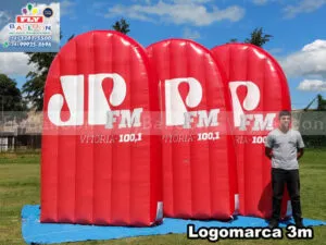 logomarcas gigantes infláveis personalizadas rádio jovem pan vitória