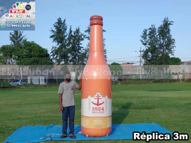 replica inflável gigante promocional garrafa cerveja pilsen 1824 integração