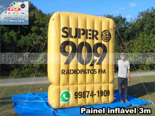 painel inflável gigante promocional rádio patos fm