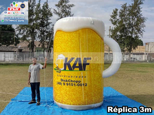 replica inflável gigante promocional caneca chopp kaf distribuidora