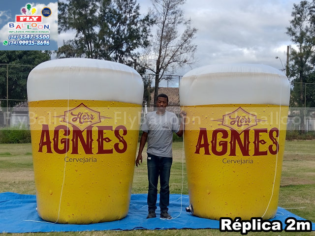 replicas gigante infláveis promocionais calderetas agnes cervejaria