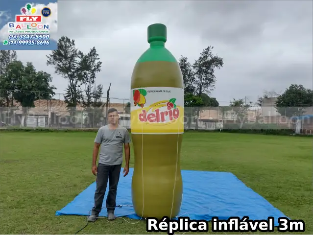 replica inflável gigante promocional refrigerante de caju delrio