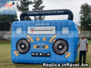 Réplica Inflável Gigante Rádio 88 FM